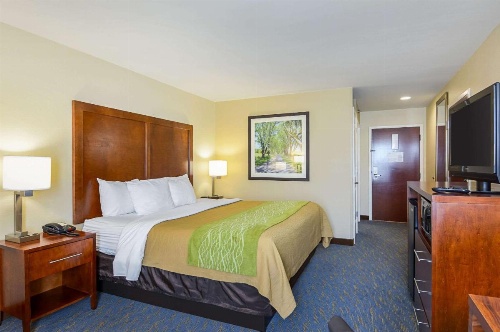 Comfort Inn Woodstock image 31
